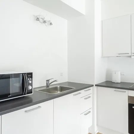 Beautiful 1-br W A Balcony By Harbour - 87 アパート *