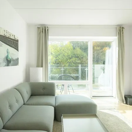 Beautiful 1-br W A Balcony By Harbour - 87 아파트 *